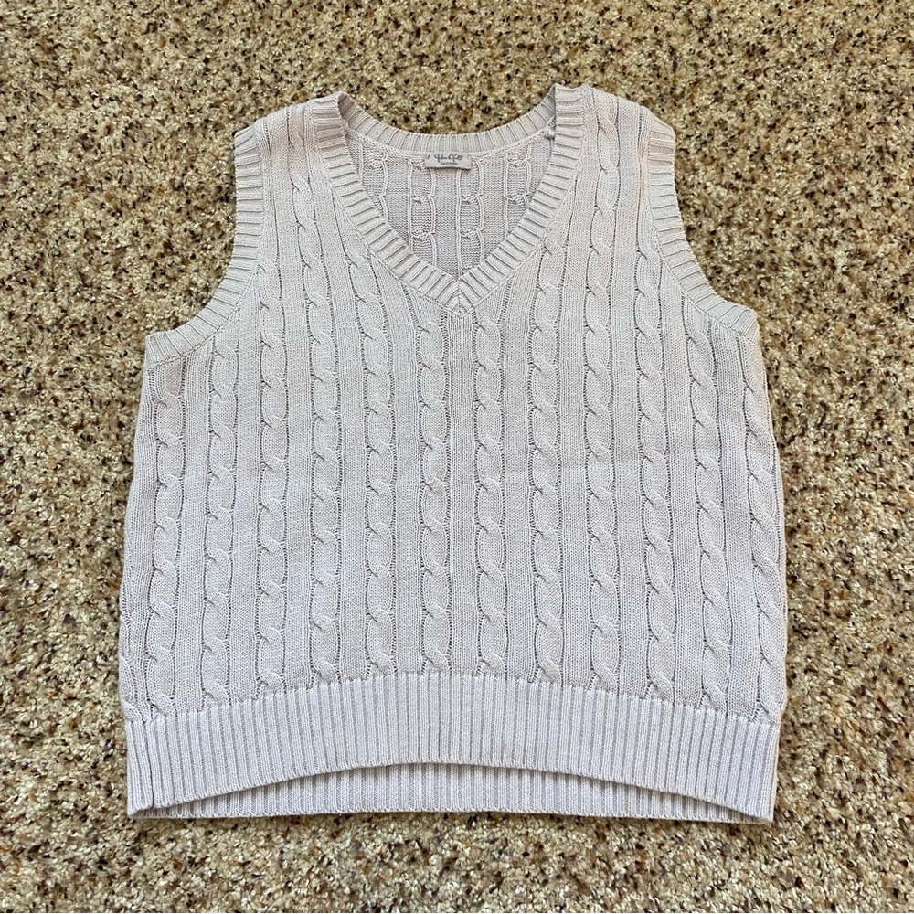 Brandy Cable Knit Sweater Vest - Cream